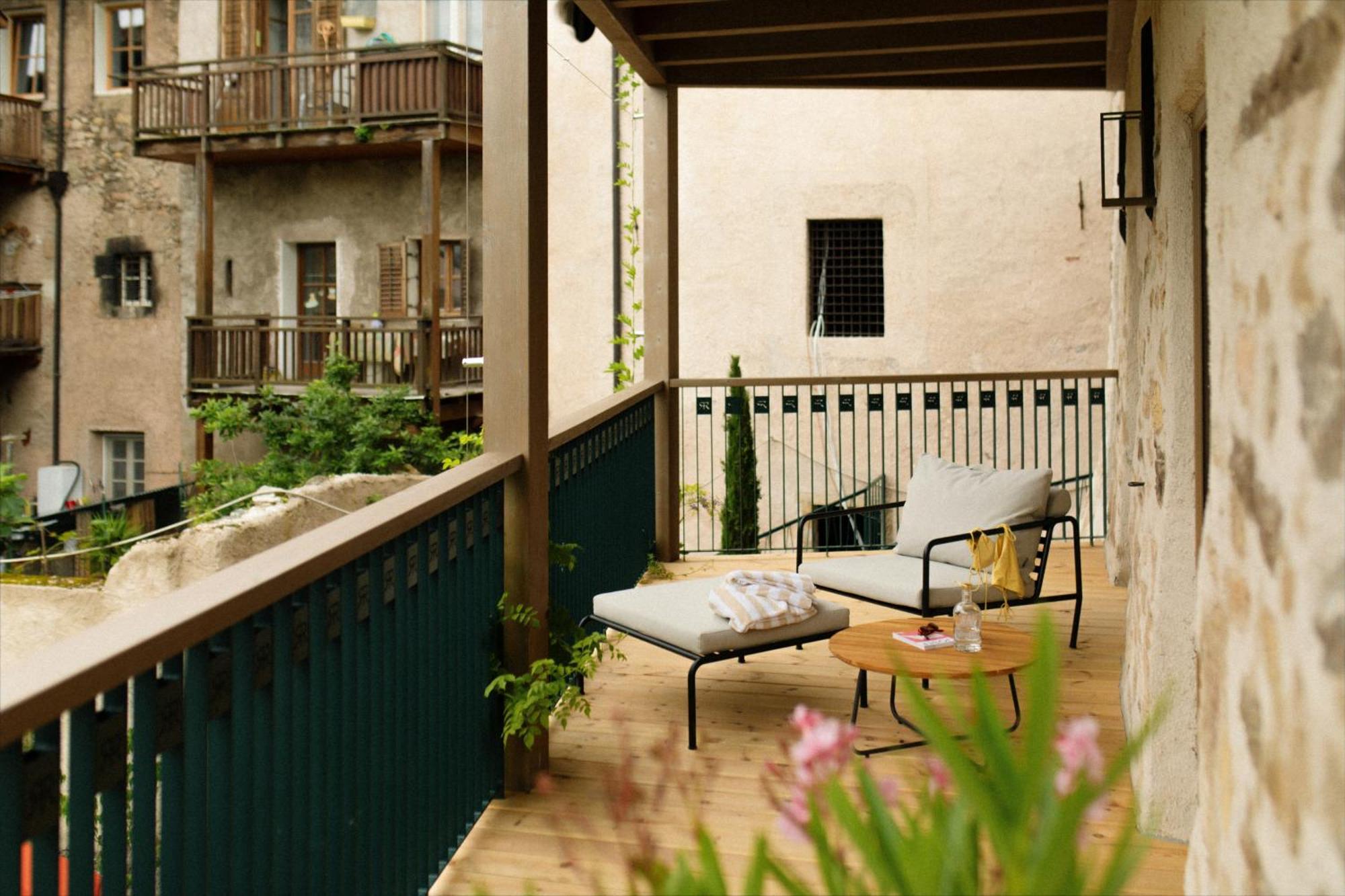 Langenmantel Historic Suites Tramin an der Weinstraße Buitenkant foto
