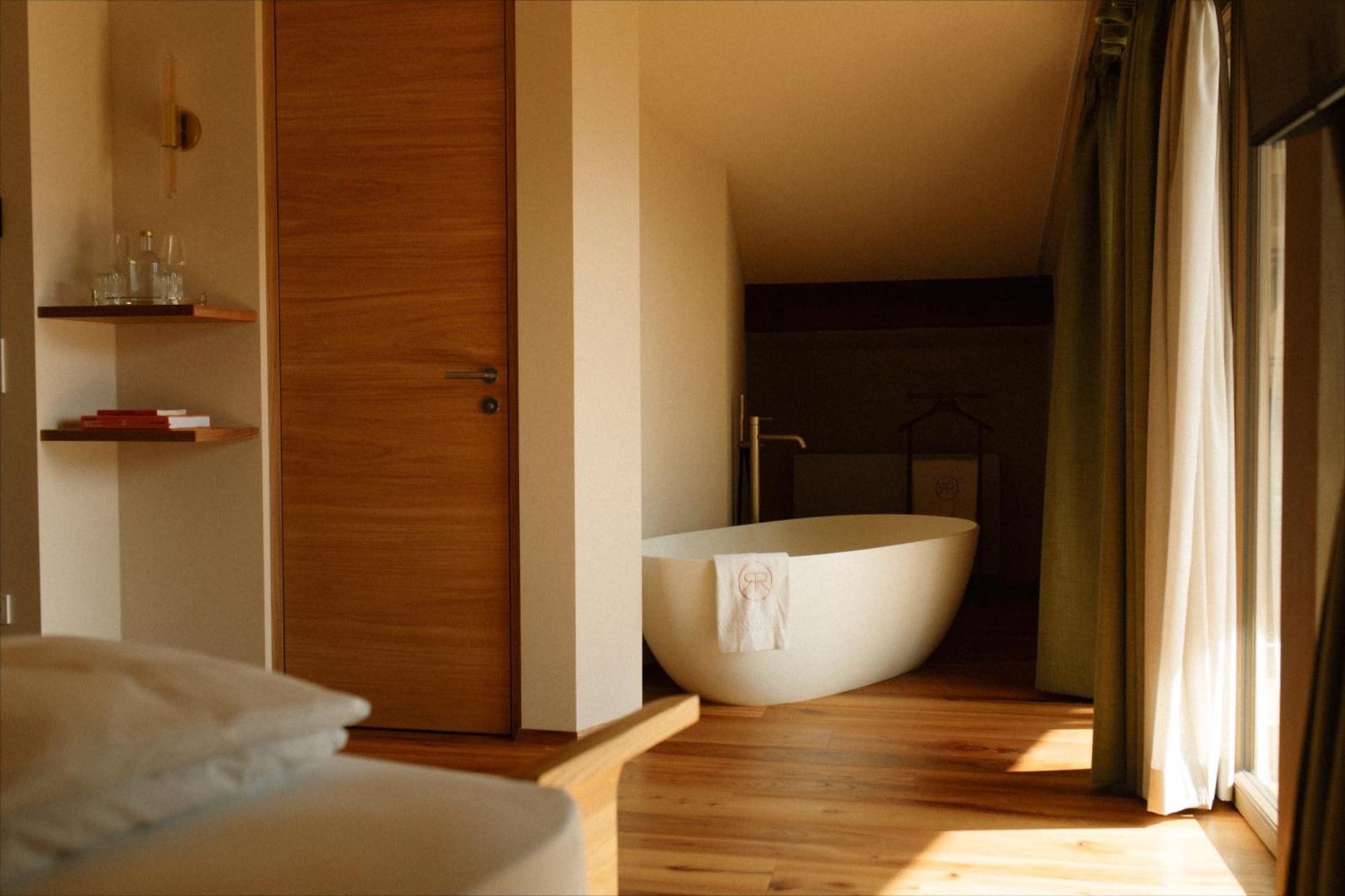 Langenmantel Historic Suites Tramin an der Weinstraße Kamer foto